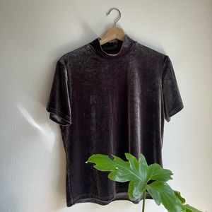 Vintage Impressions Velvet Mockneck Shirt in Green-Silver Olive color